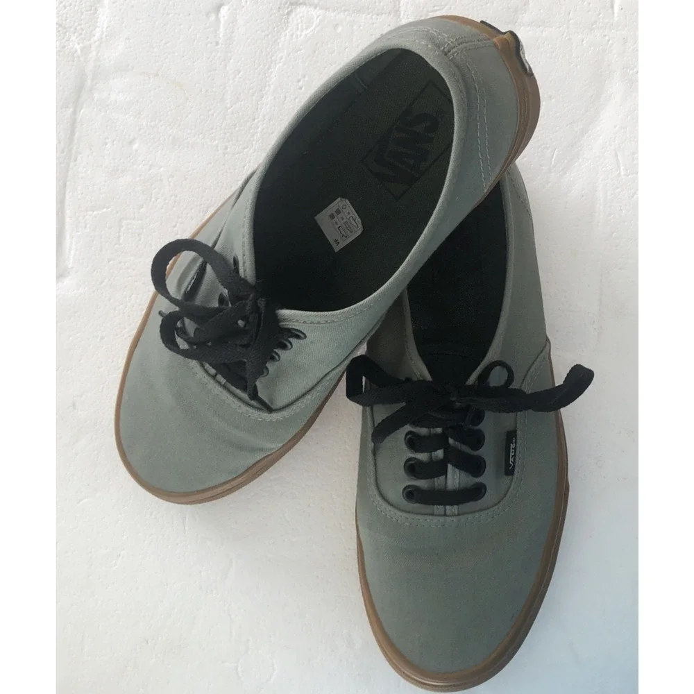 Vans styles goth